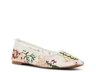 Madden Girl Cass Ballet Flat In White