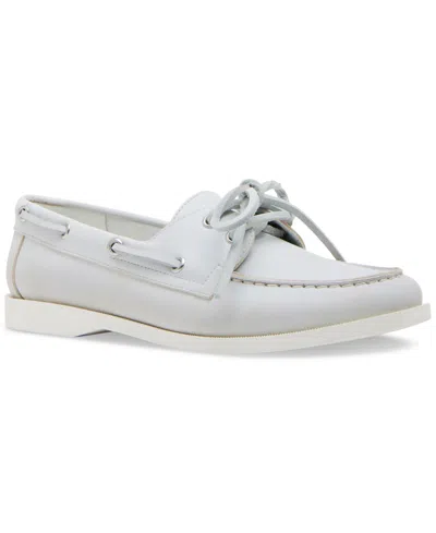 Madden Girl Charter Boat Shoe Loafers In White Distressed