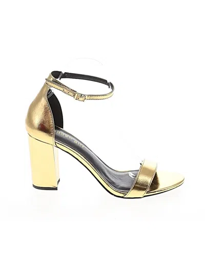Pre-owned Madden Girl Heels In Gold