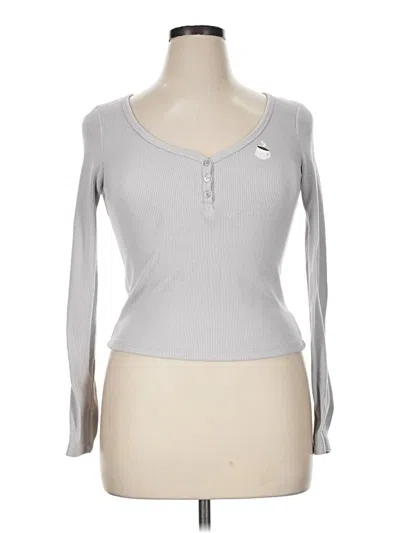 Pre-owned Madden Girl Long Sleeve T-shirt In Gray