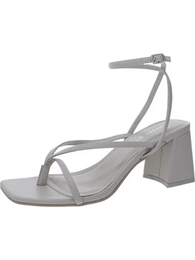 Madden Girl Marrvel Womens Strappy Slingback Sandals In White