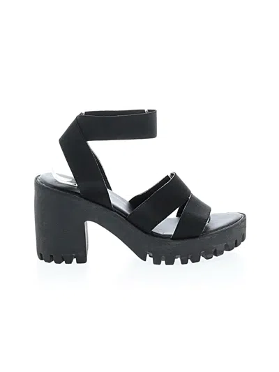 Pre-owned Madden Girl Sandals In Black