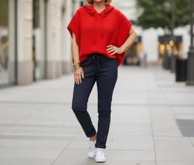 Made In Italy An Autumn Haze Hooded Knit Top In Scarlet Red In Multi
