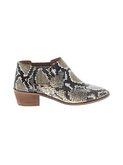 Pre-owned Madewell Ankle Boots In Tan