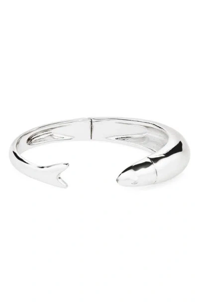 Madewell Fish Cuff Bracelet In Silver