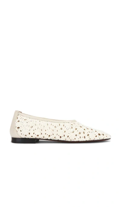 Madewell Mylie Glove Flat In White