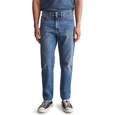 Madewell Relaxed Taper Jeans In Banwell Wash