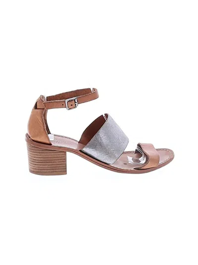 Pre-owned Madewell Sandals In Gray