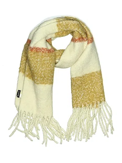 Pre-owned Madewell Scarf In Ivory