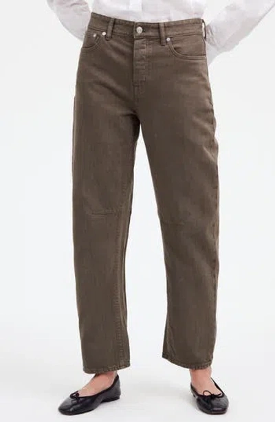 Madewell The Darted Barrel Leg Jeans In Driftwood Brown