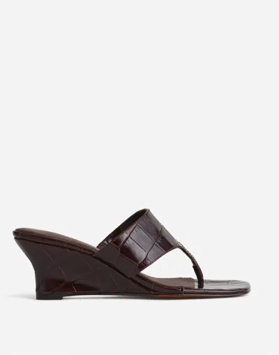 Madewell The Deanna Thong Wedge Sandal In Chocolate Raisin