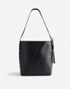 Madewell The Essential Medium Bucket Tote In True Black