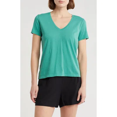 Madewell Whisper V-neck T-shirt In Green