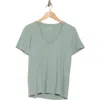 Madewell Whisper V-neck T-shirt In Pale Eucalyptus