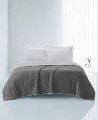 Madison Park Cooling Lightweight Down Alternative Comforter In Navy