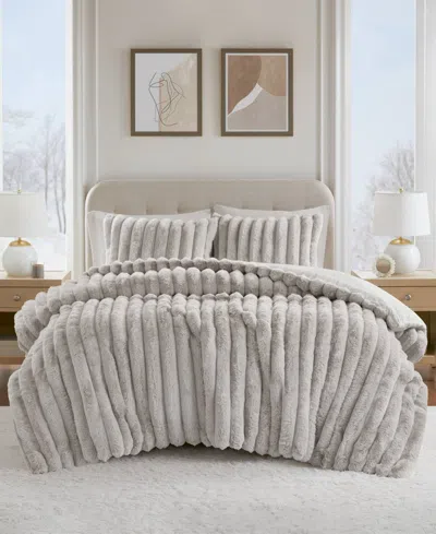 Madison Park Jasmine Faux Fur Reverse To Velvet 3-pc. Comforter Set, Full/queen In Gray