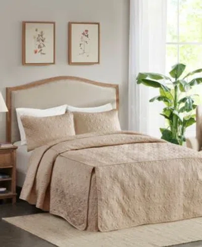 Madison Park Quebec Open Corner Pleated Quilted Bedspread In Navy