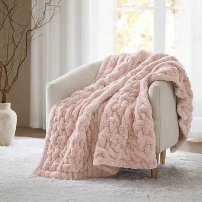 Madison Park Ruched Fur 50" W Hand-woven Thermal Insulated Throw In Blush