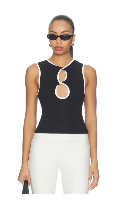 Madison The Label Ornella Top In Black