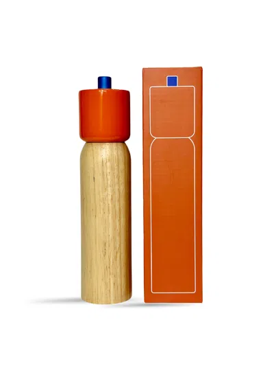 Maegen Salt And Pepper Grinder In Multi