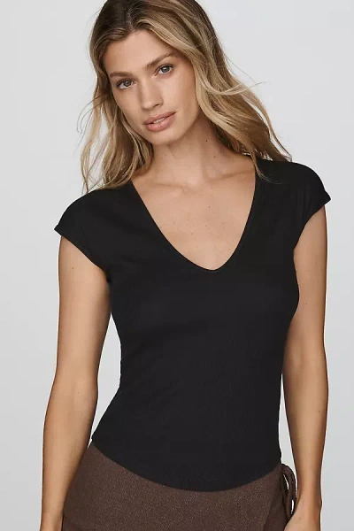 Maeve Betty V-neck Baby Muscle Tee In Black
