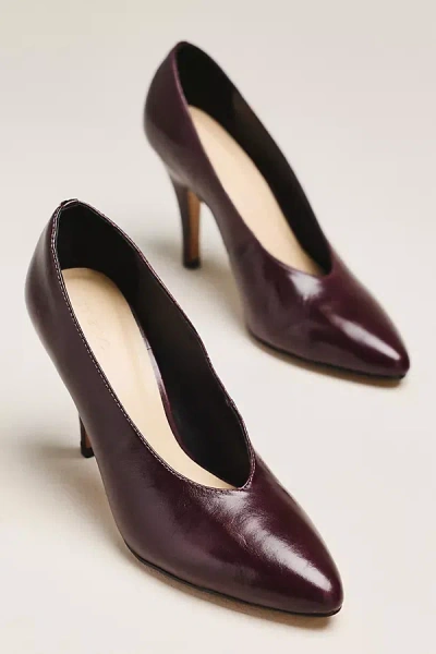 Maeve Classic Stiletto Pumps In Burgundy