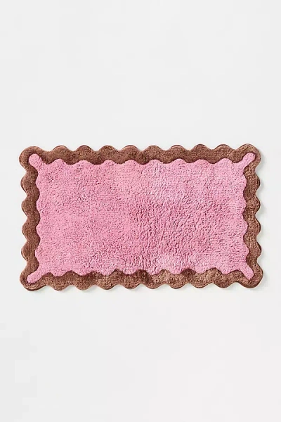 Maeve Ernestine Scalloped Bath Mat In Multi
