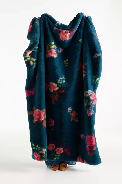 Maeve Printed Faux-fur Throw Blanket In Blue