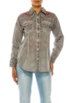 Magazine Clothing Quanah Over-dye Western Shirt With Embroidery In Gray In Grey