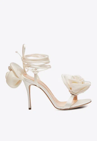 Magda Butrym Off-white Double Flower Heeled Sandals In Ivory
