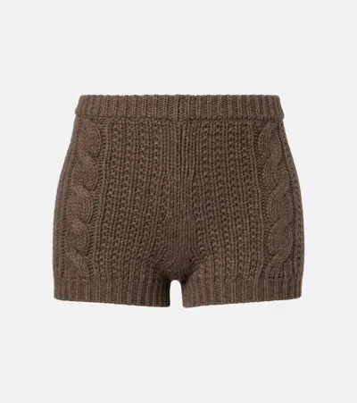 Magda Butrym Shorts Aus Kaschmir Mit Zopfstrickmuster In Brown