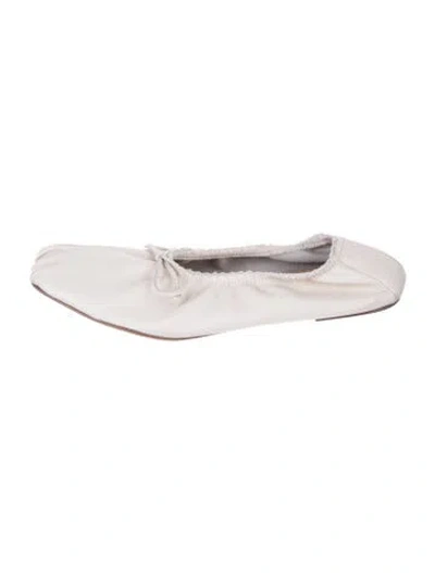 Pre-owned Magda Butrym Leather Ballet Flats In Neutrals