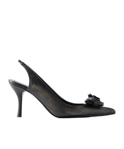 Magda Butrym Rose Leather Pumps In Black