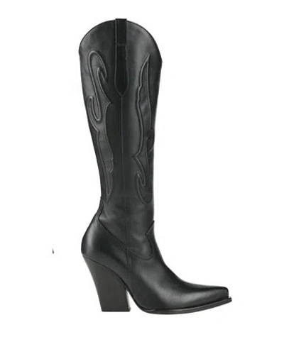 Magda Butrym Woman Boot Black Size 8 Calfskin