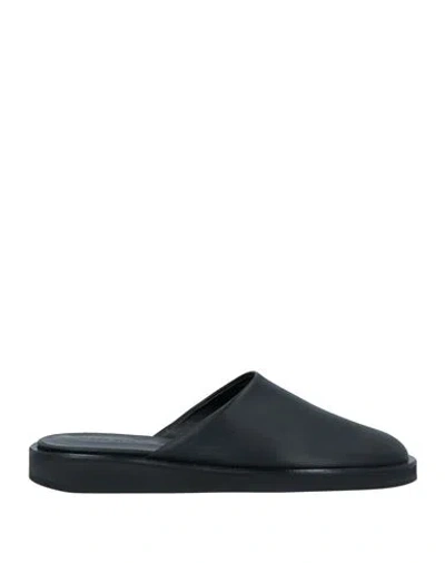Magda Butrym Woman Mules & Clogs Black Size 6 Soft Leather