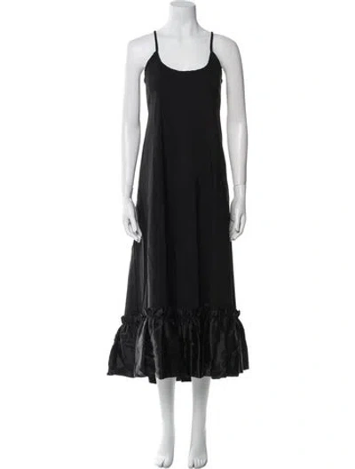 Pre-owned Maggie Marilyn Scoop Neck Midi Length Dress In Black