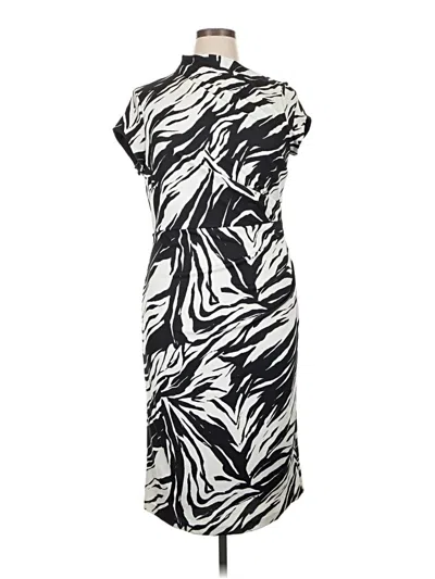 Pre-owned Maggy London Casual Dress In Silver