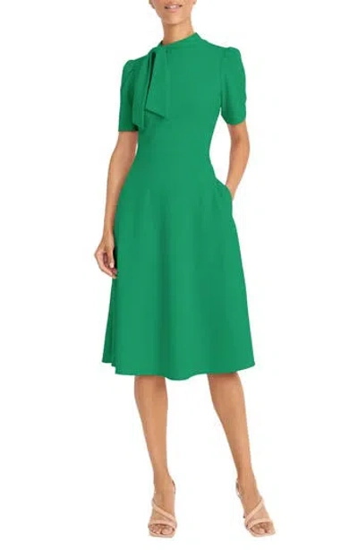 Maggy London Short Sleeve Necktie Midi Dress In Green