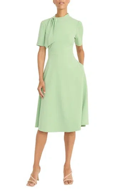 Maggy London Short Sleeve Necktie Midi Dress In Fair Green