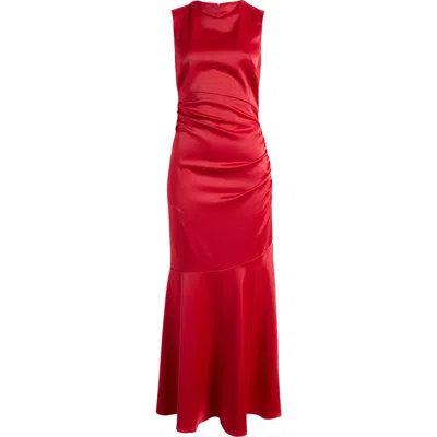 Maggy London Sleeveless Mermaid Gown In Savvy Red