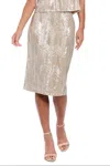 Maggy London Wavy Sequin Skirt In Champagne In Neutral