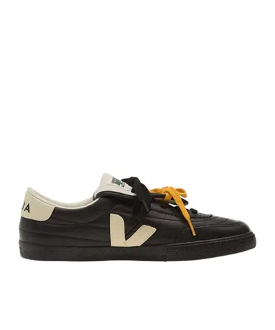 Magliano Lace-up Low-top Casual Shoes In Black
