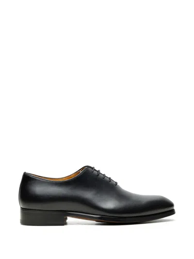 Magnanni Fleur Ii Oxford Shoes In Black