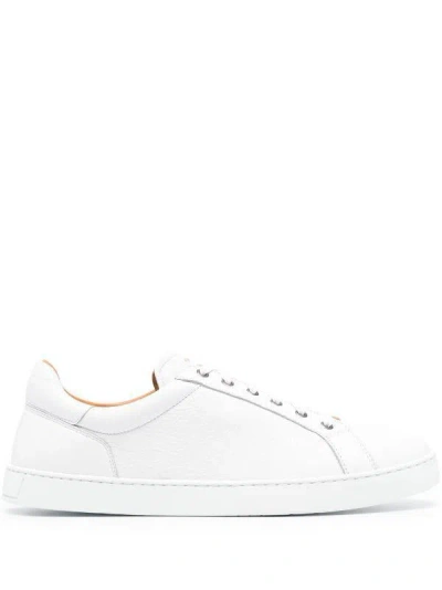Magnanni Sneakers In White