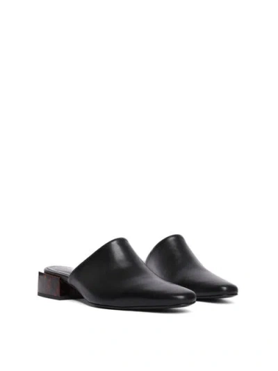 Maguire Navio Mule In Black