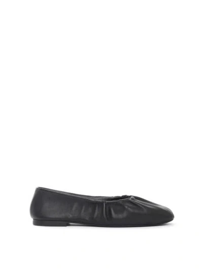 Maguire Pinoso Ballerina In Black