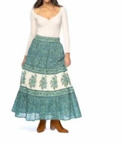 Mahila Maxi Tiered Skirt In Green