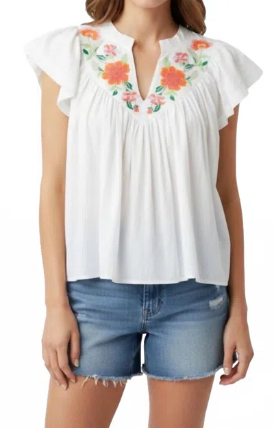 Mahila Olene Embroidered Flowers Top In White