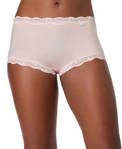 Maidenform Women's Everyday Pretty Lace Mid Rise Boyshort Panty In White