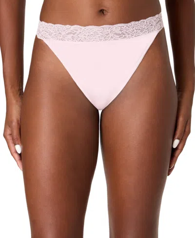 Maidenform Women's Everyday Pretty Lace Thong Panty In White